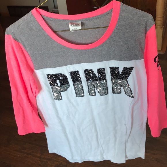 Pink 3/4 t size S fits like a L worn 1 time - Picture 1 of 3